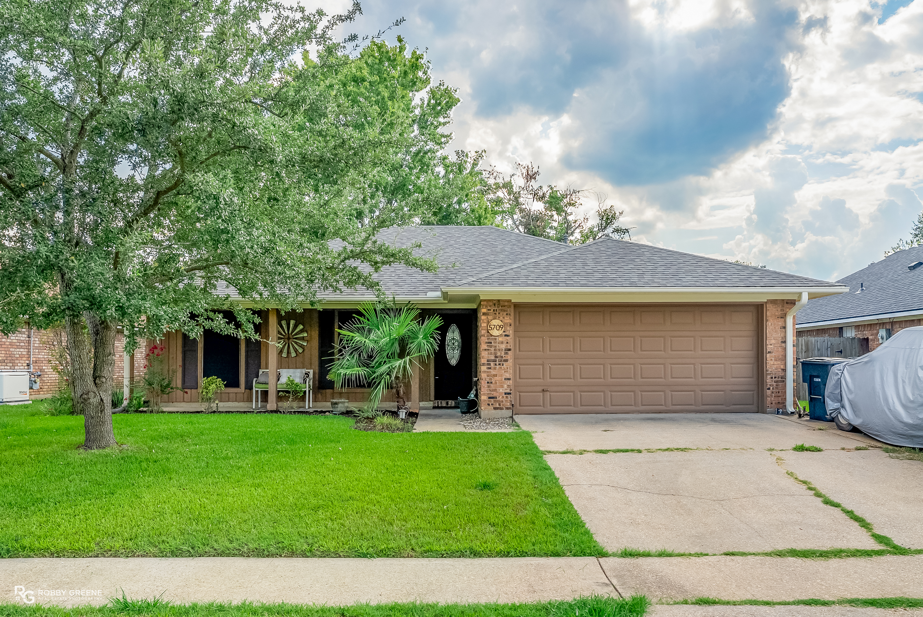 5709 Bluebonnett Drive